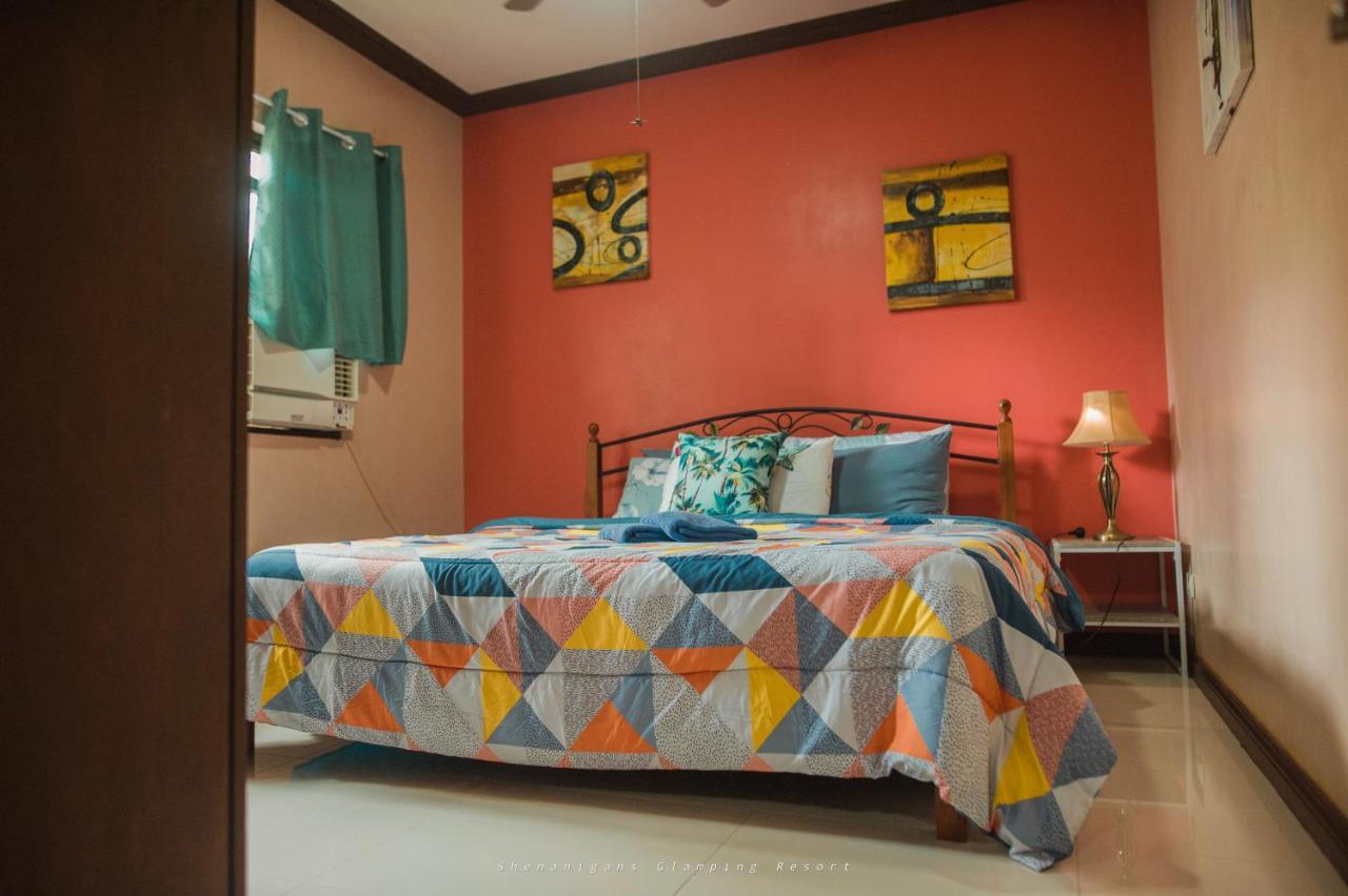 Shenanigans Glamping Resort Zamboanguita  Ngoại thất bức ảnh