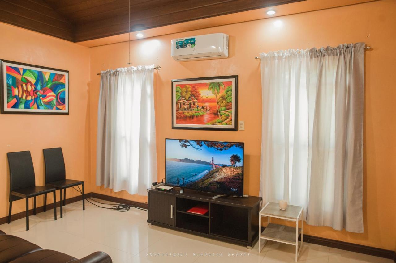 Shenanigans Glamping Resort Zamboanguita  Ngoại thất bức ảnh