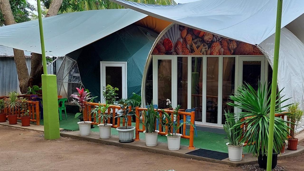 Shenanigans Glamping Resort Zamboanguita  Ngoại thất bức ảnh