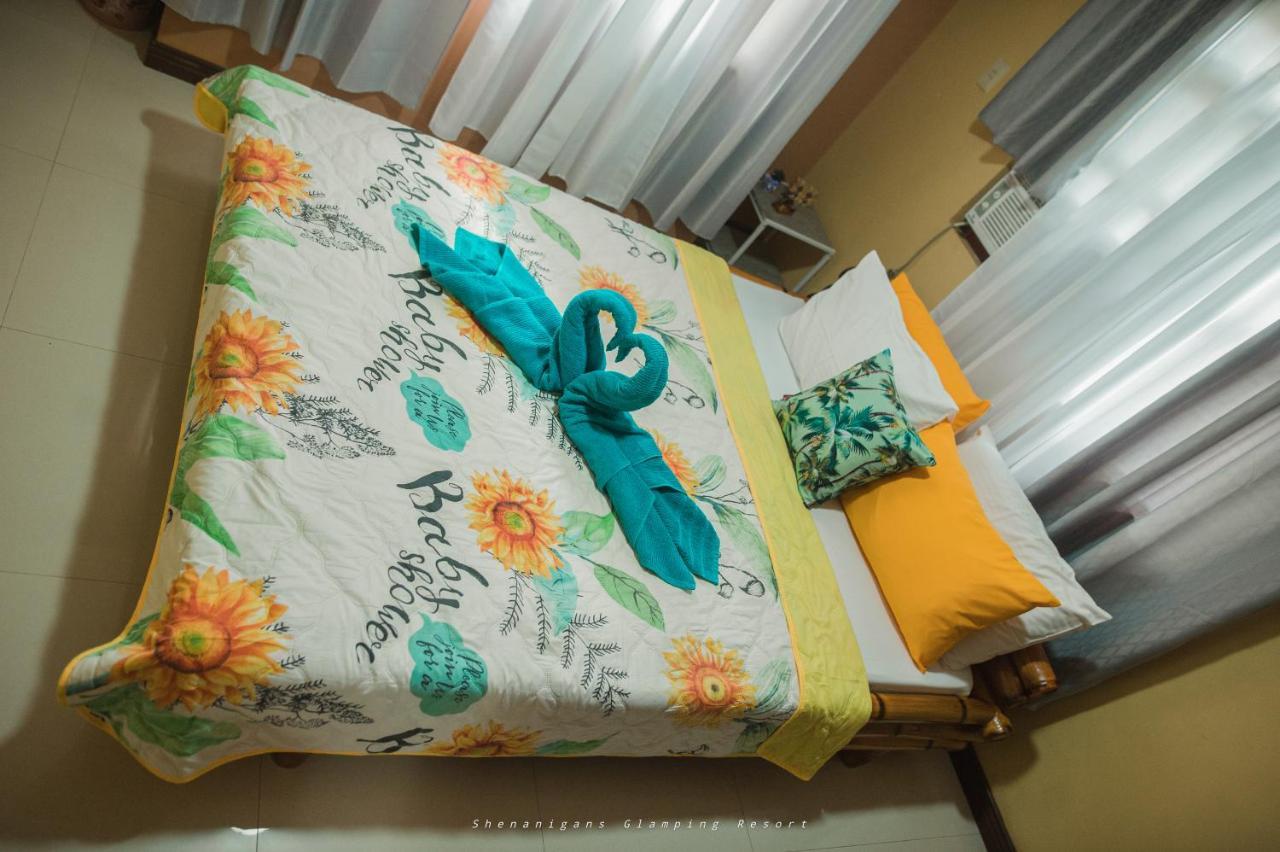 Shenanigans Glamping Resort Zamboanguita  Ngoại thất bức ảnh