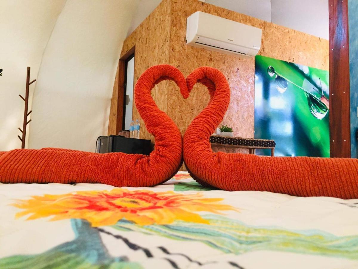 Shenanigans Glamping Resort Zamboanguita  Ngoại thất bức ảnh
